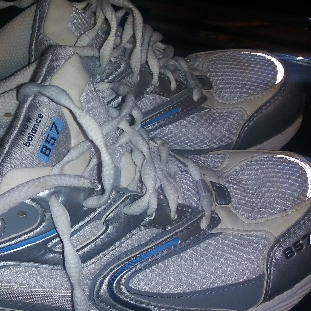 Men New Balance size 8